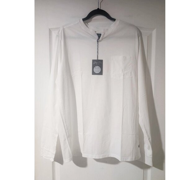 Good Man Brand | Victory V-Notch Long Sleeve Tee In White - Picture 5 of 12